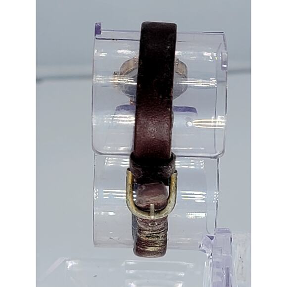 Antique Timex Women’s Wind-Up Watch – Gold-Tone Oval Case with Aged Leather Band main image 6